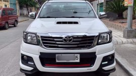 2015 TOYOTA HILUX TRD SPORTIVO EDITION MT