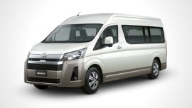 Toyota Hiace GL Grandia Tourer 2.8 AT