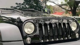 Selling Black Jeep Wrangler in Manila