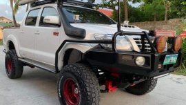 TOYOTA HILUX 2013 PEARL WHITE