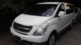 White Hyundai Grand starex 2014 for sale in Batangas City