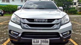 White Isuzu Mu-X for sale in Manila