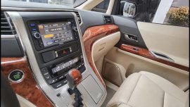 2011 Toyota Alphard RUSH! 700k