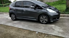 Selling Grey Honda Jazz in Biñan