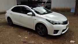 Sell Pearl White Toyota Corolla altis in Manila