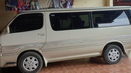 Sell White Toyota Grandia in Talavera