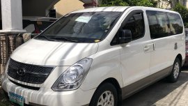 Hyundai Starex 2010 (White)