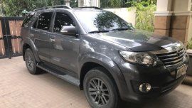 Sell Dark Grey 2015 Toyota Fortuner 2.7 (A) in Paranaque City