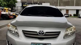 White Toyota Corolla altis for sale in Marikina