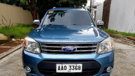 Selling Blue Ford Everest in Makati