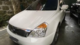 FOR SALE KIA CARNIVAL EX 2013