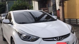Selling White Hyundai Elantra in Manila