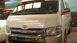 Selling Pearl White Toyota Grandia 2018 in Quezon City