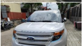 Sell White Ford Explorer in Angeles