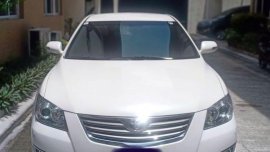 White Toyota Camry for sale in Quezon City