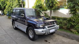 Selling Black Mitsubishi Pajero in Quezon City