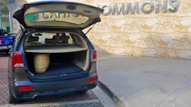 Selling Blue Kia Sorento in Manila