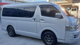 Selling White Toyota Hiace Super Grandia 2006 in Muntinlupa City