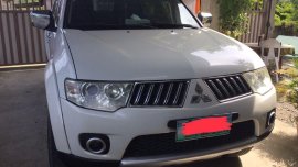 Pearl White Mitsubishi Montero for sale in Talavera