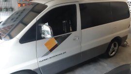 White Hyundai Starex for sale in Manila
