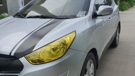 Sell Birghtsilver 2012 Hyundai Tucson in Bacoor