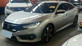 Selling Silver Honda Civic VTEC Turbo (A) 2018 in Manila