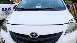 Selling White Toyota Vios 2010 in Manila