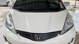 White Honda Jazz 1.5 S i-VTEC (A) 2013 for sale in Cavite