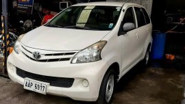 White Toyota Avanza 2007 for sale in Manila