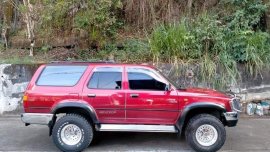 Selling Red Toyota Hilux 2009 in Cainta