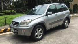 Selling Silver Toyota Rav4 2002 in Manila