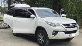 Selling White Toyota Fortuner 2018 SUV at 22000 km in Manila