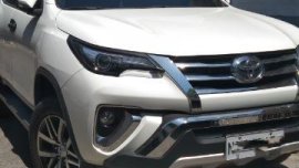 Pearl White Toyota Fortuner 2016 for sale in Valenzuela