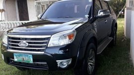 Black Ford Everest 2010 SUV at 105000 km for sale in Manila