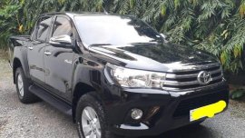 Selling Black Toyota Hilux 2016 in Batangas