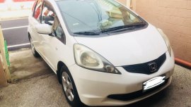 White Honda Jazz 2010 for sale in San Pedro