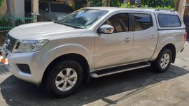 Selling Silver Nissan Navara 2017 in Quezon City