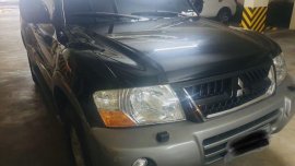 Selling Black Mitsubishi Pajero 2004 in Manila