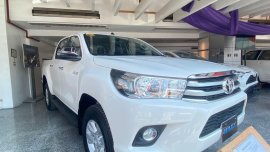 White Toyota Hilux for sale in Manila