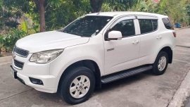 White Chevrolet Trailblazer 2014 for sale in Manila