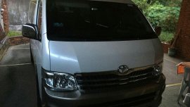 White Toyota Hiace Super Grandia for sale in Quezon 