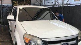 White Ford Trekker for sale in Parañaque