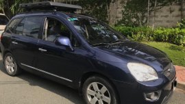 Sell Black Kia Carens in Mandaluyong