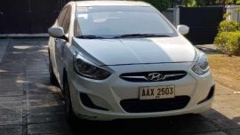 Sell White 2014 Hyundai Accent in Valenzuela
