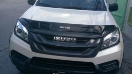 ISUZU MUX model 2016 