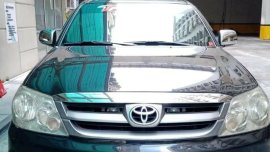 Selling Black Toyota Fortuner 2006 in Quezon City