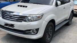 Pearl White Toyota Fortuner 2014 for sale in Manila