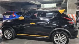 Selling Black Nissan Juke in Mandaluyong