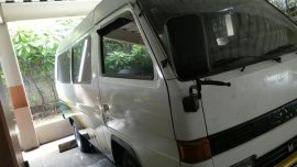 Selling White Isuzu Elf in Bacolod
