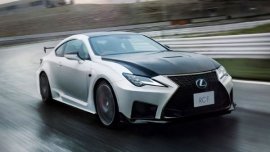 Lexus RC F 5.0 AT